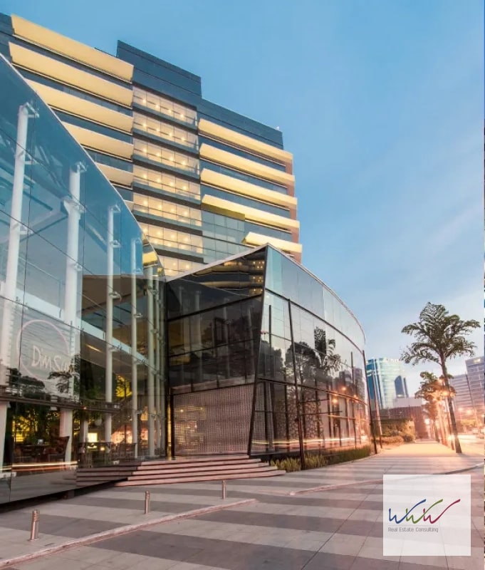 Rento Oficina de 200m2 en Design Center, Zona 10 - 1