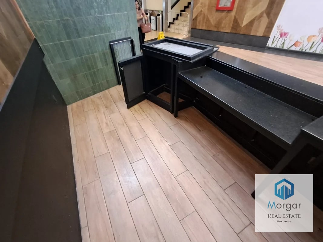 Kiosko en Foodcourt zona 10 - 2