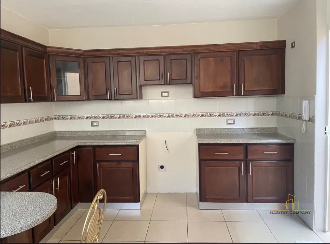 Ganga Casa en Venta Km 16.5 Carretera a El Salvador | Santa Mónica | Jardín + Estudio | Q1,555,000 - 4