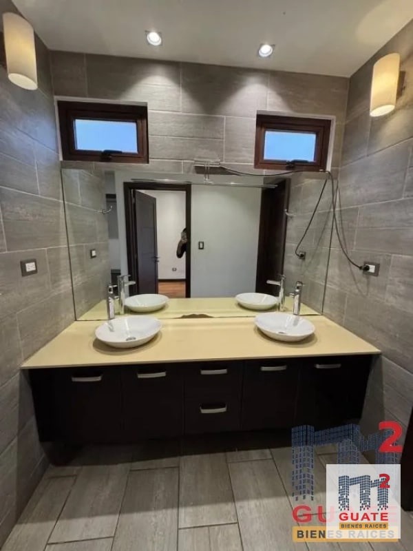 Casa en condominio en Renta, Santa Catarina Pinula - 4