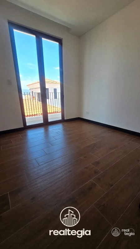 APARTAMENTO EN LIRIOS DE CAYALÁ ZONA 16 - 8