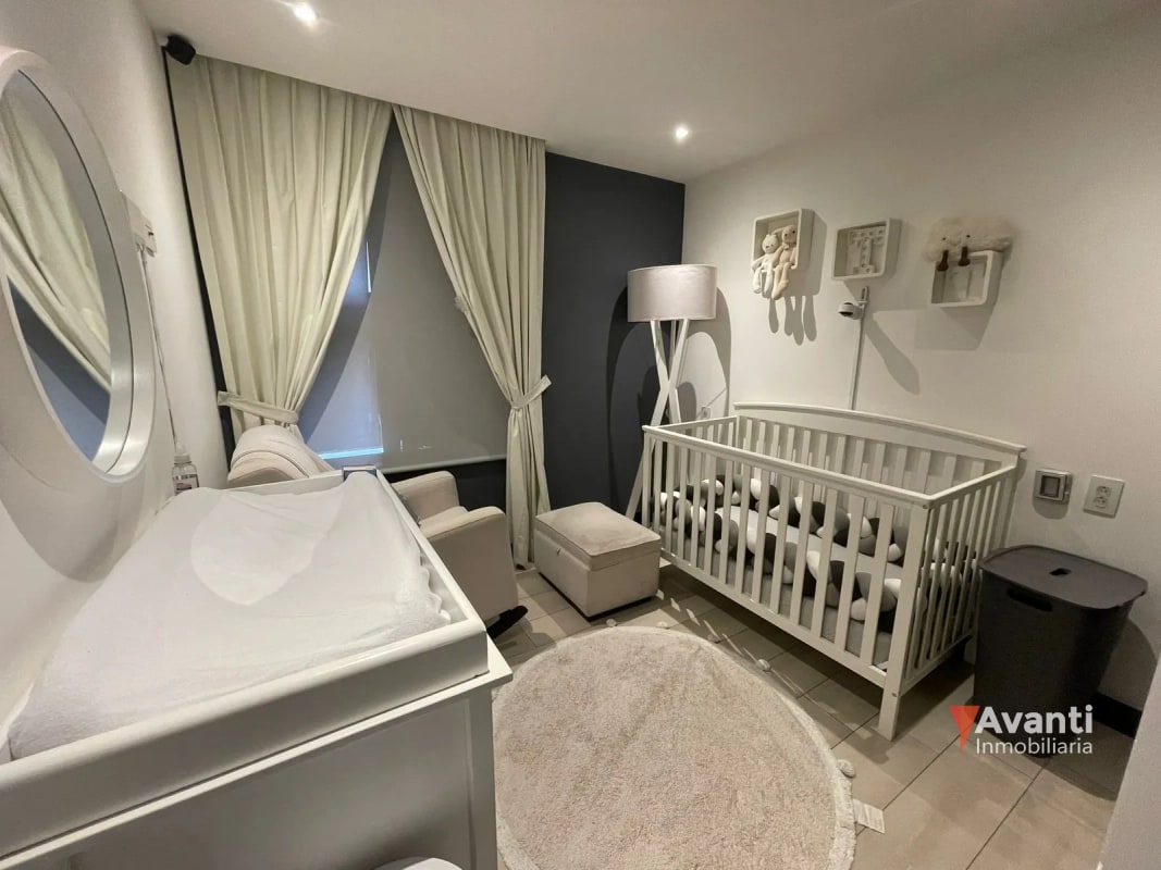 VENTA APARTAMENTO ZONA 15, LIV - 12