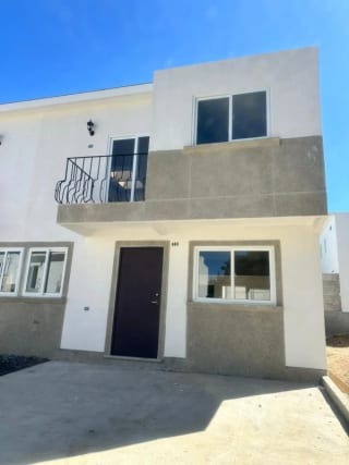 Vendo casa en San José Pinula — Casa en Venta en Condado Florenza, San José Pinula, Guatemala, Ciudad — miniatura 1 de 9
