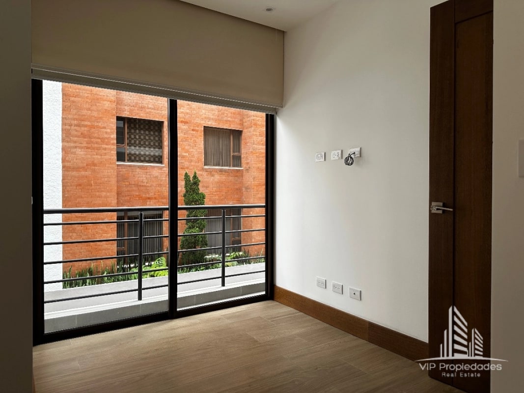 Apartamento en alquiler – Zona 15, VH I, Edificio Bonares - 8