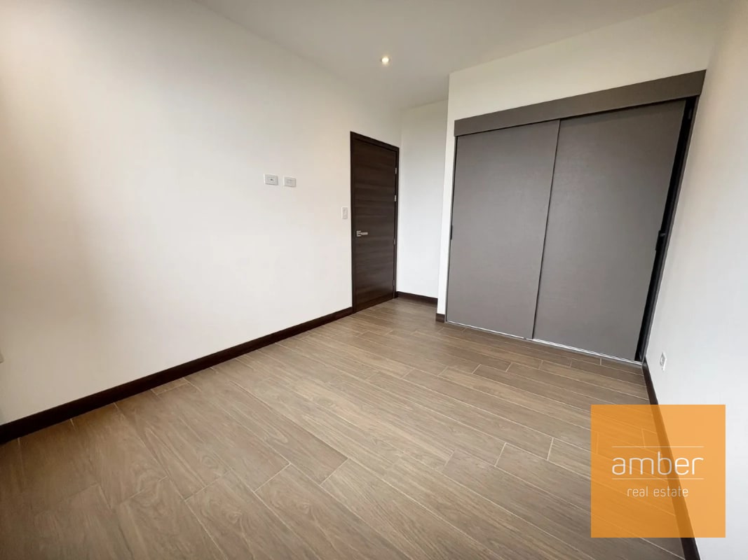 Apartamento en Spazio, zona 15 - 8
