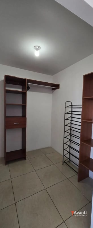 ALQUILO APARTAMENTO ZONA 11 , AMUEBLADO - 4