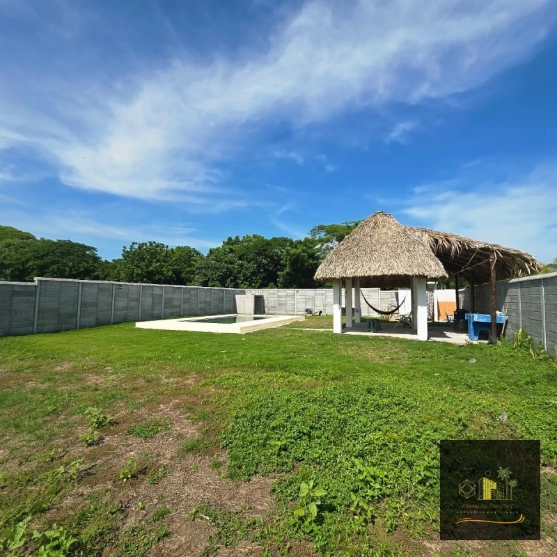 Terreno en Venta Con piscina Carretera a Monterrico - 7