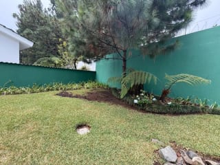 Preciosa casa en venta en Condominio la Encantada, km 12 Carretera El Salvador. — Casa en Venta en Carretera a El Salvador, Guatemala, Ciudad — miniatura 1 de 17