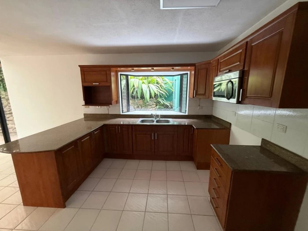 Preciosa casa en venta en Condominio la Encantada, km 12 Carretera El Salvador. — Casa en Venta en Carretera a El Salvador, Guatemala, Ciudad — foto 10 de 17
