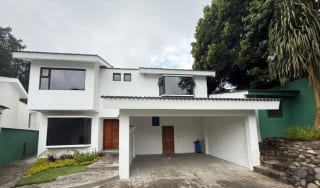 Preciosa casa en venta en Condominio la Encantada, km 12 Carretera El Salvador. — Casa en Venta en Carretera a El Salvador, Guatemala, Ciudad — miniatura 2 de 17