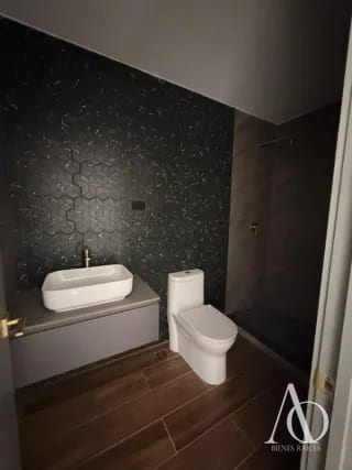 Apartamento en Venta Edificio Atarah, zona 10 N15 / EN DIRECTO — Apartamento en Venta en Atarah, Zona 10, Guatemala, Ciudad — miniatura 3 de 8