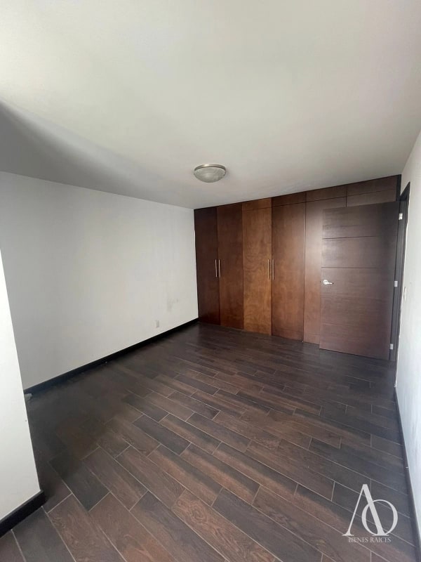 Apartamento en Alquiler Edificio Attica II, zona 14 N14 / EN DIRECTO 01 - 9