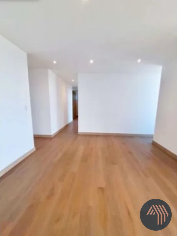 ALQUILER DE AMPLIO APARTAMENTO - TRIVÁ, ZONA 15 - 10