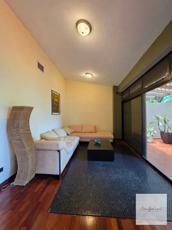 VENTA DE CASA EN ZONA 14 - 6