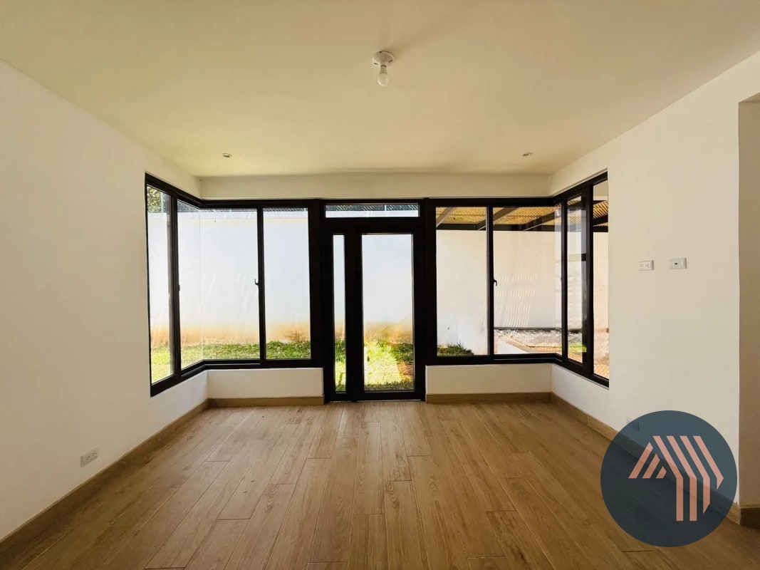 VENTA DE HERMOSAS CASAS - ARRAZOLA 1, KM 17.5 CES - 3