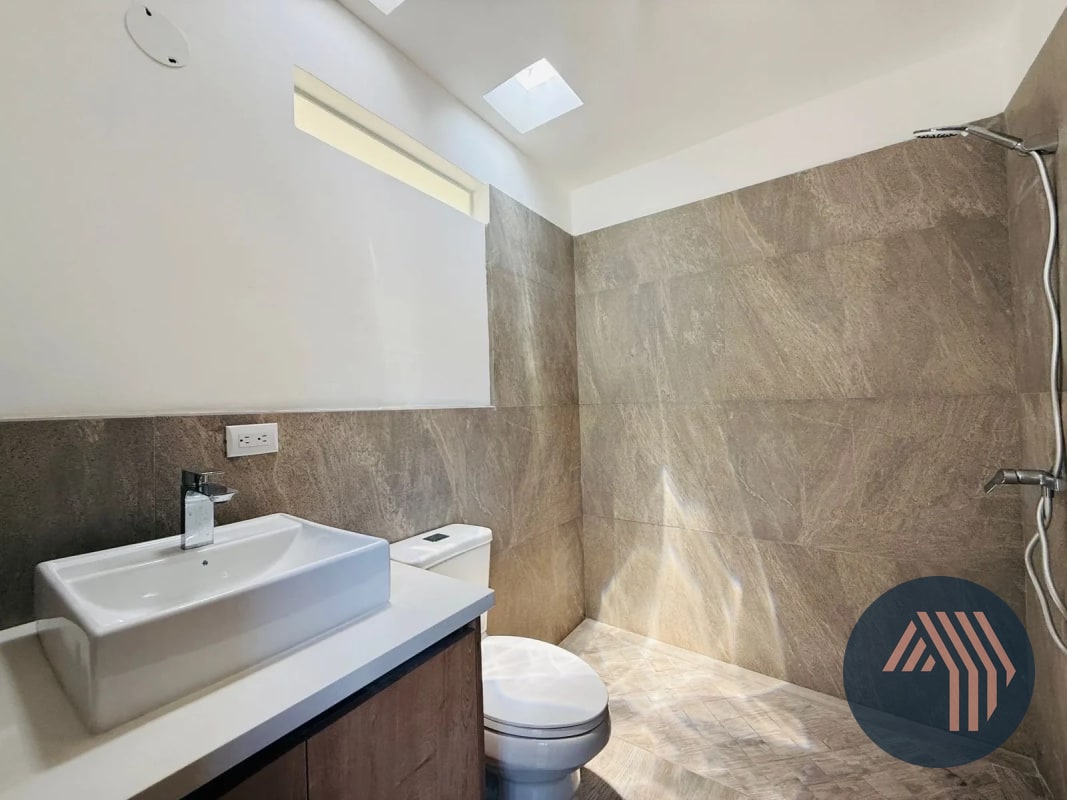 VENTA DE HERMOSAS CASAS - ARRAZOLA 1, KM 17.5 CES - 17