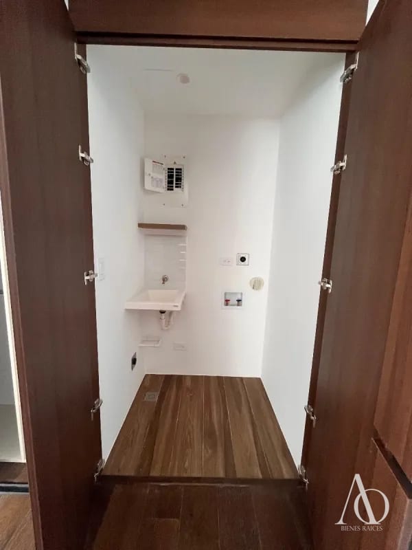 Apartamento en Venta Edificio Atarah, zona 10 N17 / EN DIRECTO — Apartamento en Venta en Atarah, Zona 10, Guatemala, Ciudad — foto 3 de 17