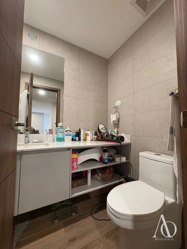 Apartamento en Venta Edificio Parque 14, zona 14 N14 / EN DIRECTO 02 - 16