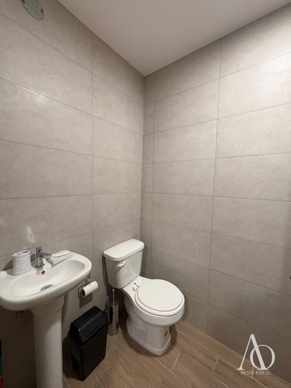 Apartamento en Venta Edificio Parque 14, zona 14 N14 / EN DIRECTO 02 - 5