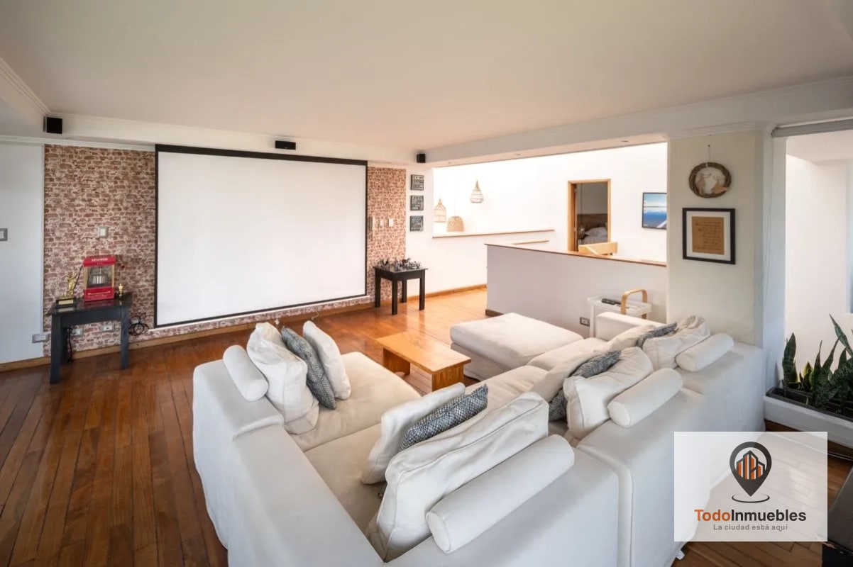 Apartamento Penthouse remodelado en Venta en z14 - 6
