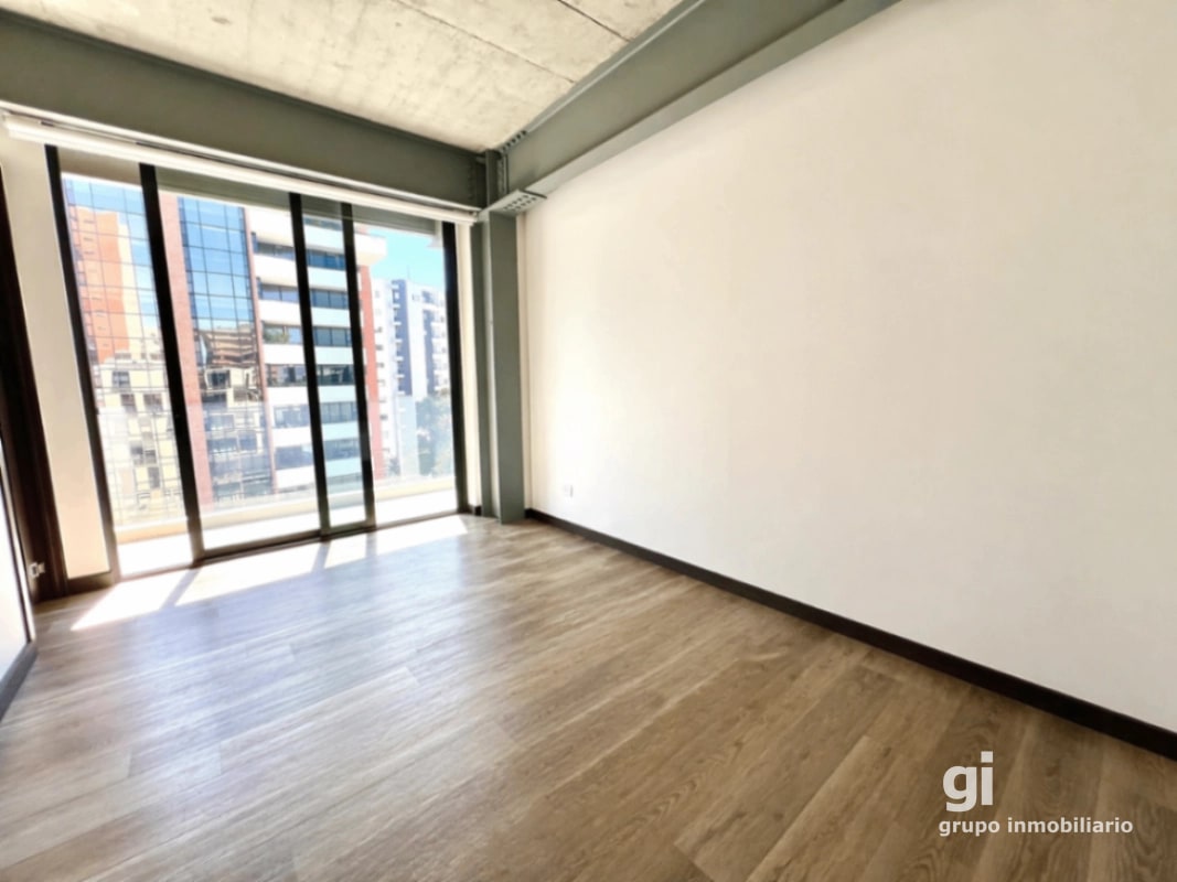 PH industrial, con una gran terraza en venta en zona 14 - 2