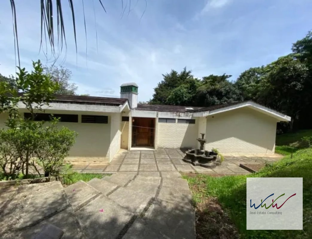 Vendo terreno para varias casas en residencial exclusivo, Km. 13 CAES - 2