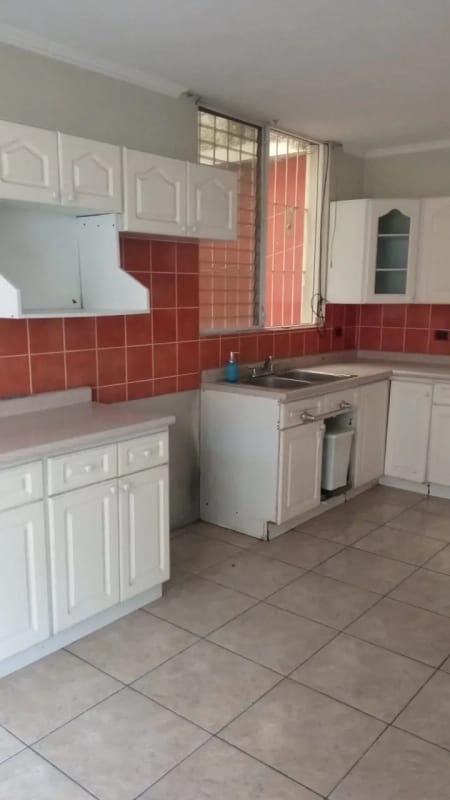 Casa en Zona 15 — Apartamento en Alquiler en Zona 15, Guatemala, Ciudad — foto 3 de 5