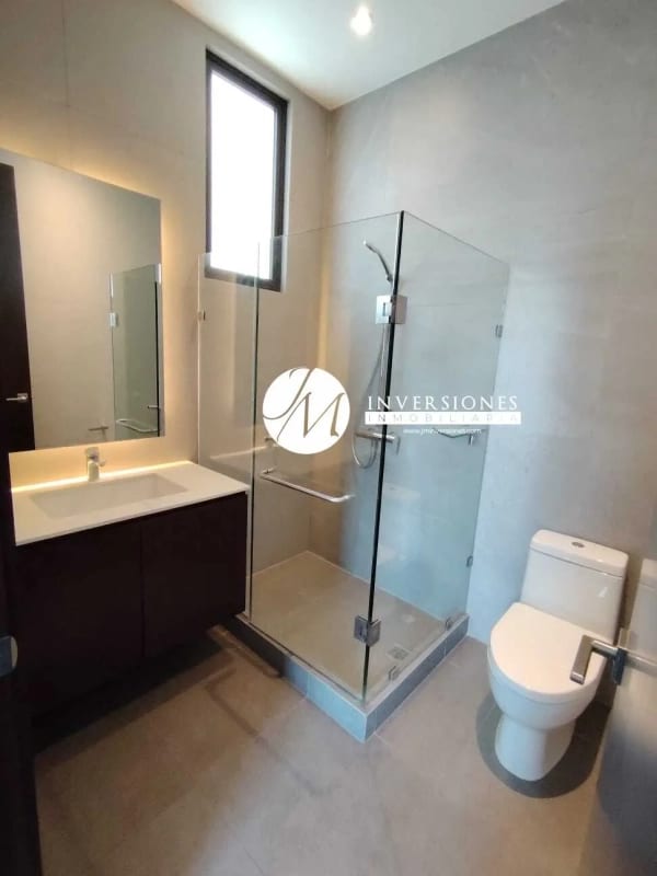 Apartamento en renta en zona 14 de 2 dormitorios — Apartamento en Alquiler en Zona 14, Guatemala, Ciudad — foto 5 de 9