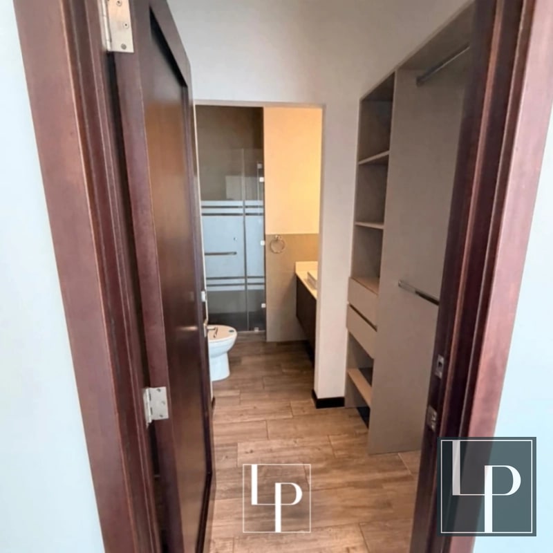 Amplio Apartamento en Renta en Lirios 1 de Cayalá - 7