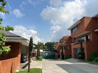 Casa Venta Carretera Muxbal, Atrás de C C Minuto Muxbal, a 10 Minutos Colegio Montessori, Condominio Privado 9 Casas, 4 Dormitorios Cada Uno C Baño 390 Mts $525,000 — Casa en Venta en Muxbal, Guatemala, Ciudad — miniatura 11 de 13