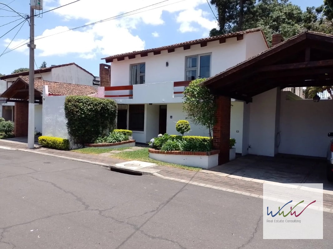 Casa en Venta Condominio Cortijo Santa Fe, zona 10 - 1