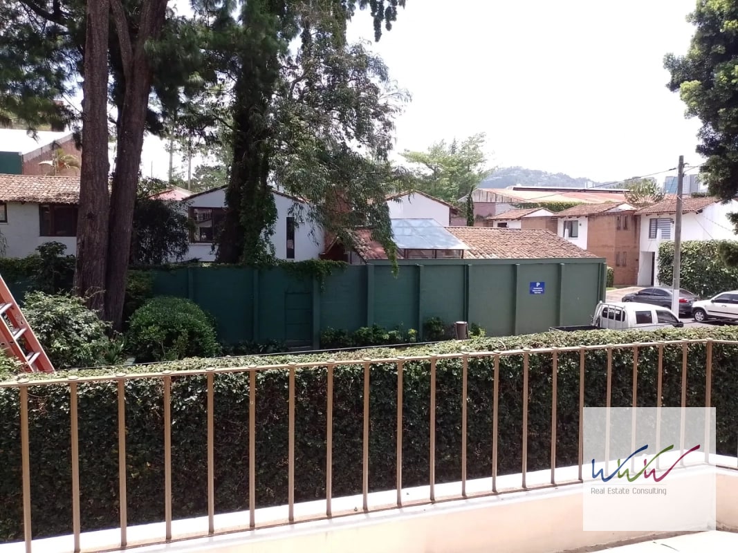 Casa en Venta Condominio Cortijo Santa Fe, zona 10 - 7