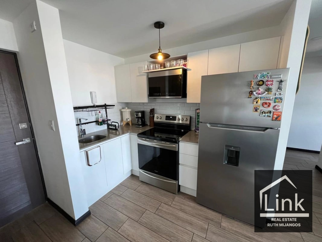 APARTAMENTO EN VENTA CASA SAN PEDRITO ZONA 5 - 12