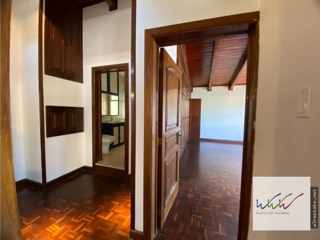 Vendo casa en condominio privado zona 14 - 6