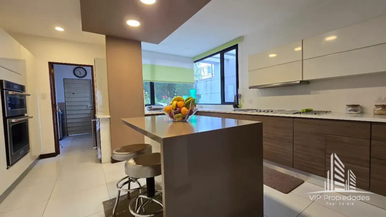 Casa en venta en zona 15, VHI — Casa en Venta en Zona 15, Guatemala, Ciudad — foto 2 de 15