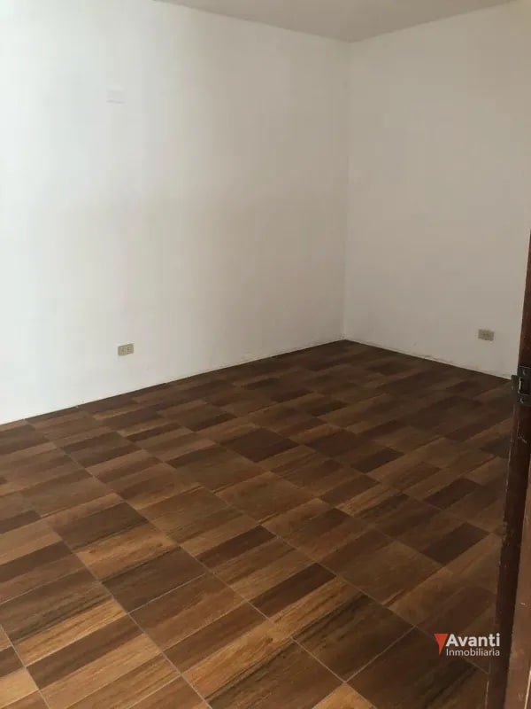 ALQUILER CASA EN ZONA 10, PARA VIVIENDA U OFICINA - 5