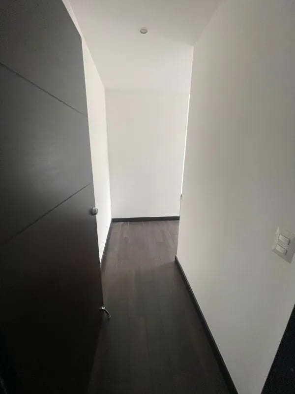 Apartamento en renta - Edificio Attica II, Zona 14 — Apartamento en Alquiler en Attica II, Zona 14, Guatemala, Ciudad — foto 3 de 11