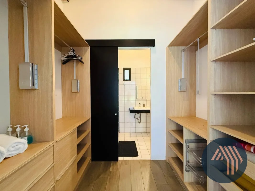 VENTA DE MODERNO APARTAMENTO DE PRIMER NIVEL - SHIFT CAYALÁ, ZONA 16 - 6