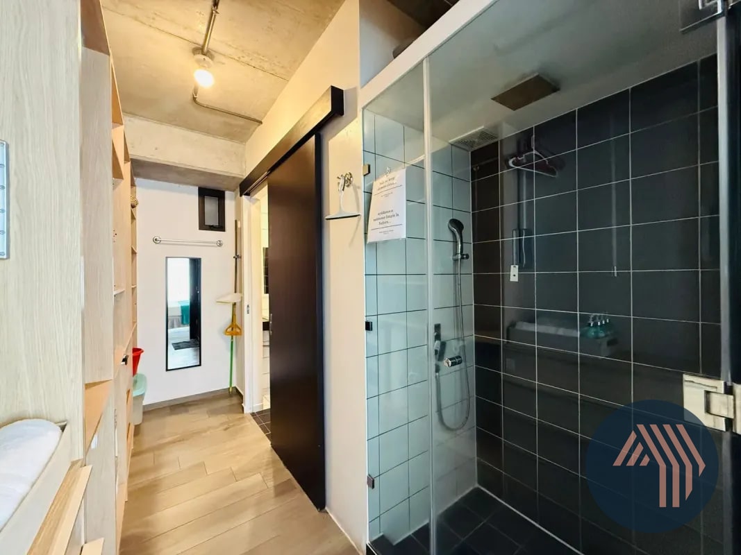 VENTA DE MODERNO APARTAMENTO AMUEBLADO - SHIFT CAYALÁ, ZONA 16 - 13