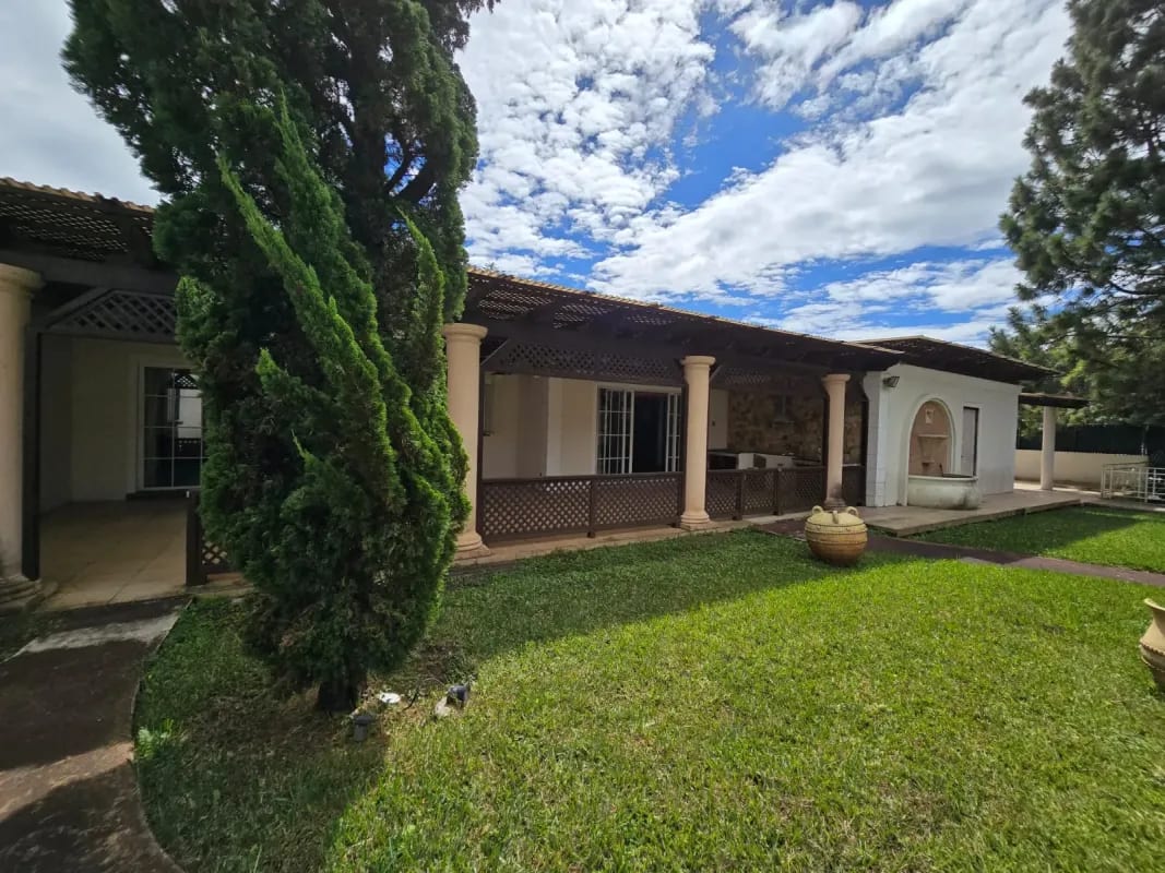 CASA DE UN NIVEL EN VENTA EN COND. CASA Y CAMPO, KM 23.5 CES — Casa en Venta en km 21-25, Carretera a El Salvador, Guatemala, Ciudad — foto 13 de 17