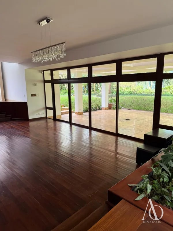 Casa en Alquiler en condominio, zona 14 / EN DIRECTO - 11