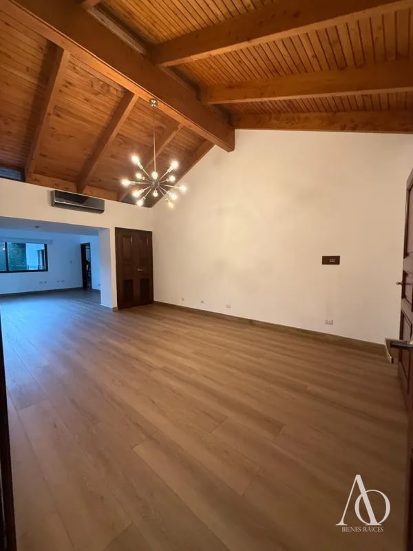 Casa en Alquiler en condominio, zona 14 / EN DIRECTO - 9