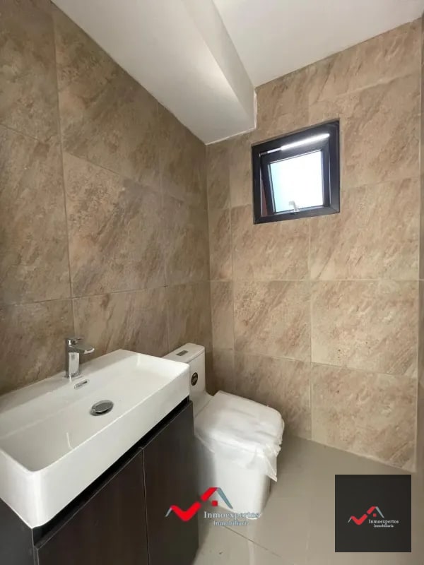 CASA EN VENTA CARRETERA CRISTO REY PIEDRA PARADA, A 3 MINUTOS DE EL PULTE Y A UN COSTADO DE APARTAMENTOS NAGANO - 7