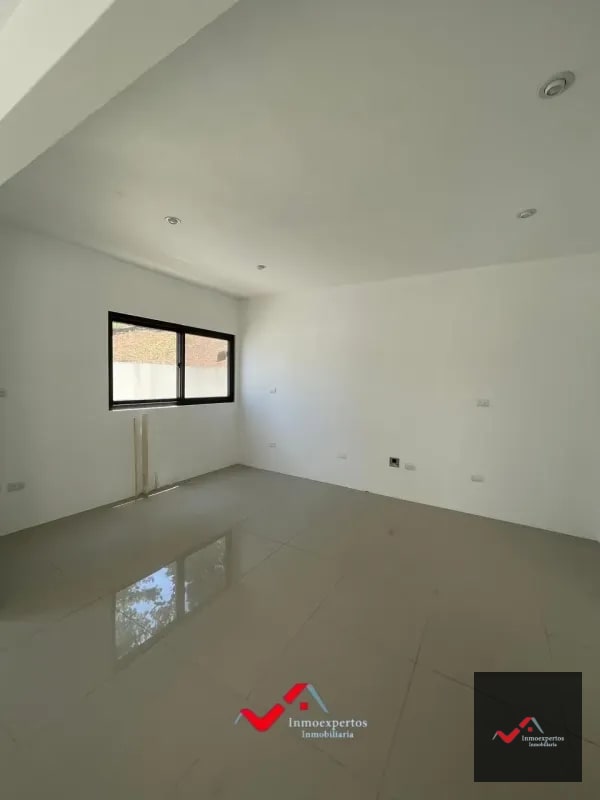 CASA EN VENTA CARRETERA CRISTO REY PIEDRA PARADA, A 3 MINUTOS DE EL PULTE Y A UN COSTADO DE APARTAMENTOS NAGANO - 8