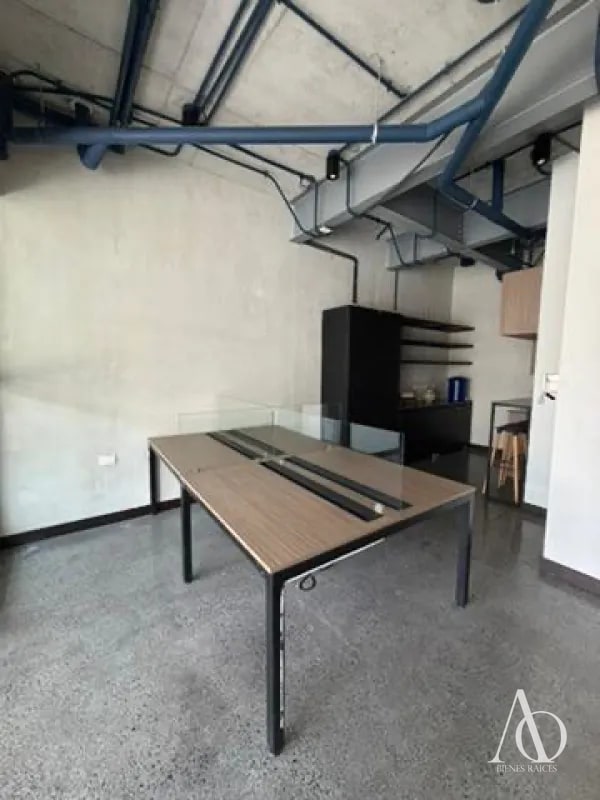 Oficina en Alquiler / Venta Edificio UNIO, zona 14 N4 / EN DIRECTO 05 - 10