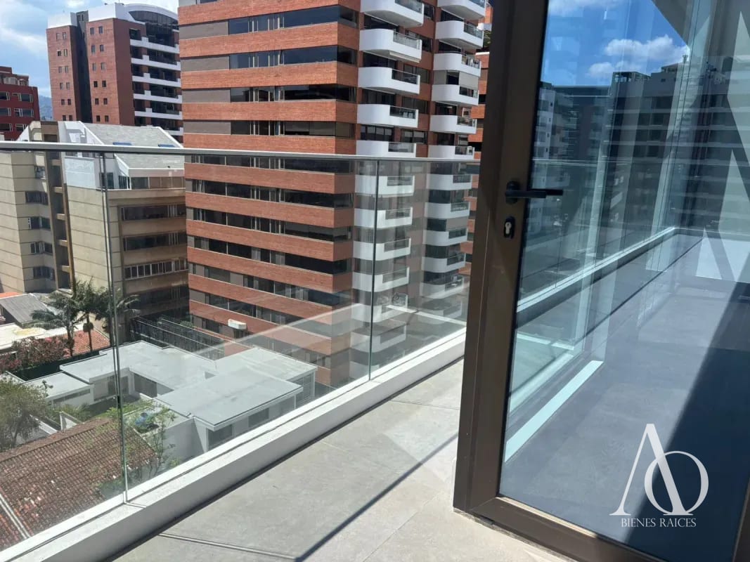 Apartamento en Alquiler / Venta Edificio Echo, zona 14 N7 / EN DIRECTO 02 T2 — Apartamento en Alquiler en Echo, Zona 14, Guatemala, Ciudad — foto 4 de 16