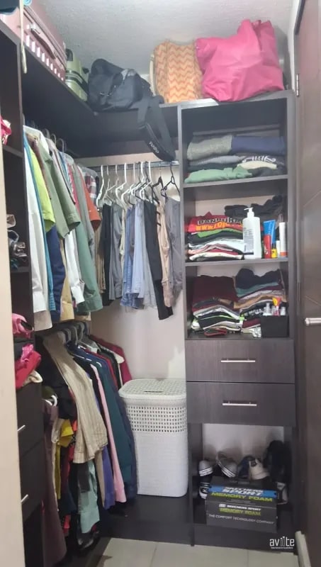 Condado Naranjo en Alameda Norte, Coruña. Q1,750,000 negociables. - 6