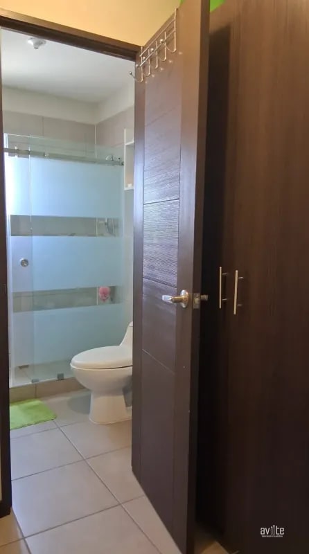 Condado Naranjo en Alameda Norte, Coruña. Q1,750,000 negociables. - 8