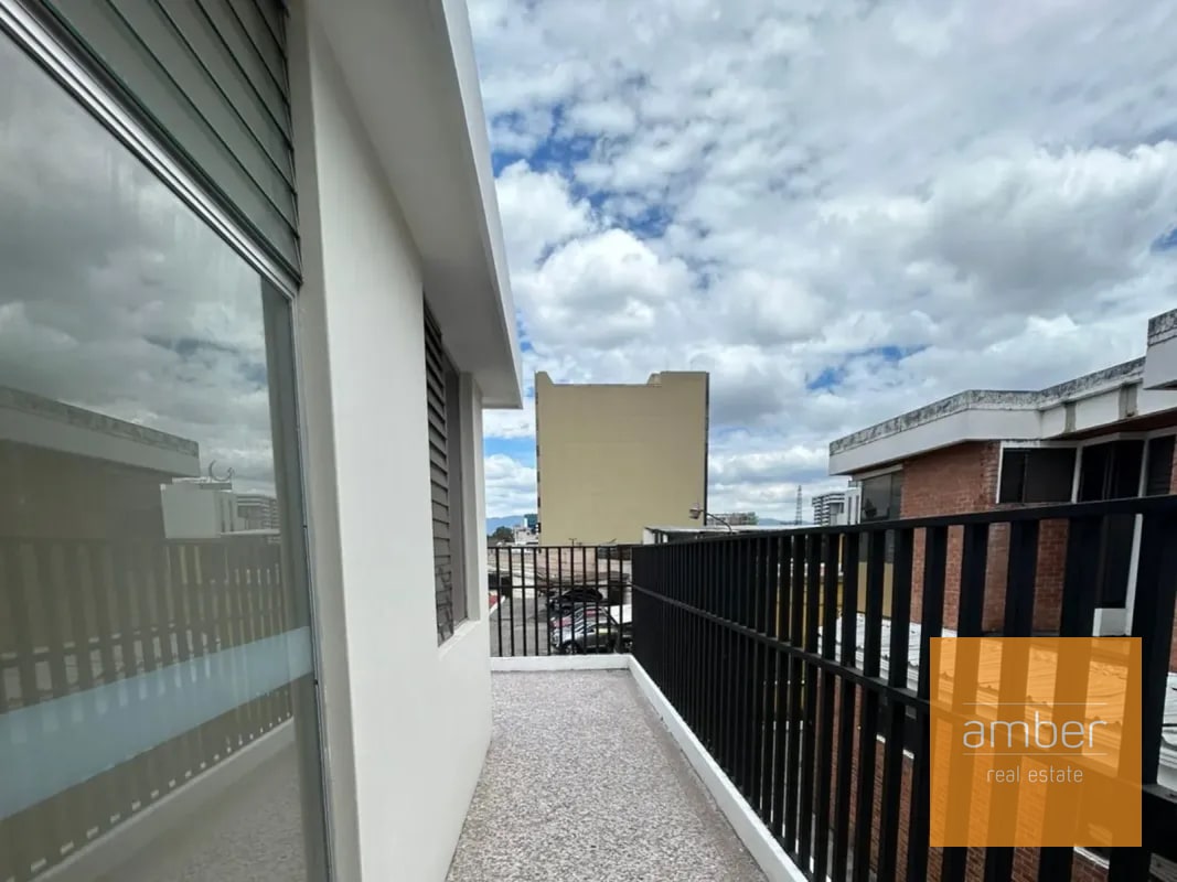Casa para oficinas en zona 10 - 4