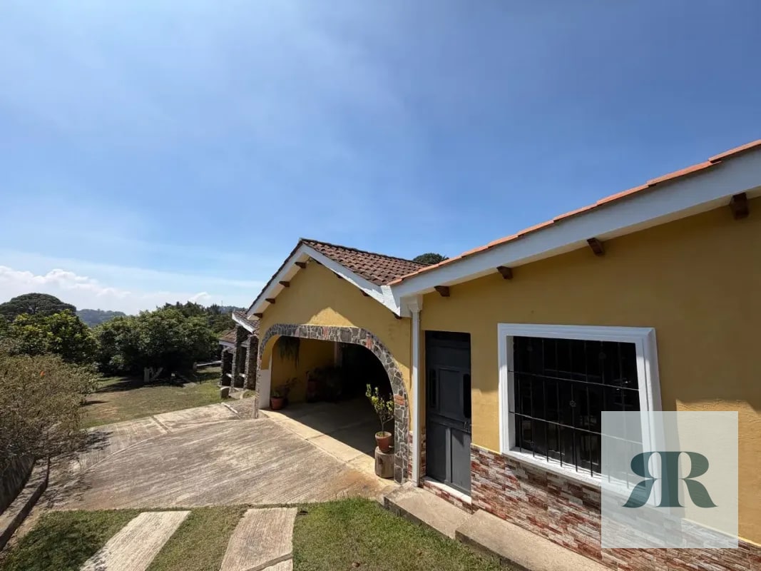 Venta Granja Santa Lucía Milpas Altas - 7